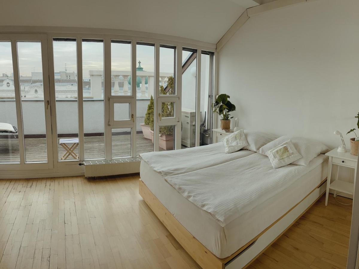 Luxury 150M2 Suite In Most Desirable Area Of Historic Central Viena Exterior foto