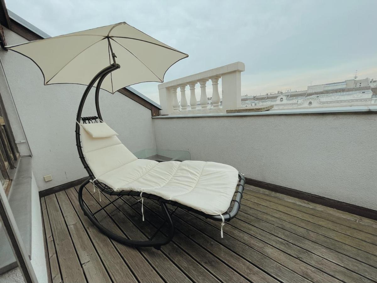 Luxury 150M2 Suite In Most Desirable Area Of Historic Central Viena Exterior foto